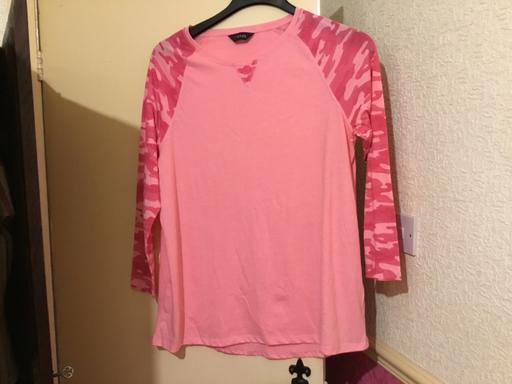 Buy & Sell Woodcross Wolverhampton - Photos for Ladies Top Size 20