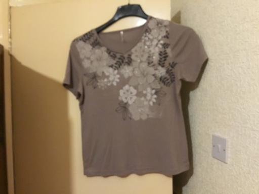 Buy & Sell Woodcross Wolverhampton - Photos for Ladies Top Size L