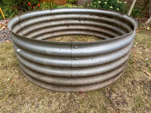 Buy & Sell Kings Heath Birmingham - Photos for Raised circular galvanised metal planter