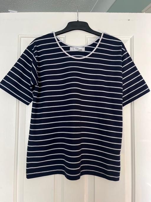 Buy & Sell Eaglescliffe Stockton-on-Tees - Photos for Striped T Shirt Size M/L