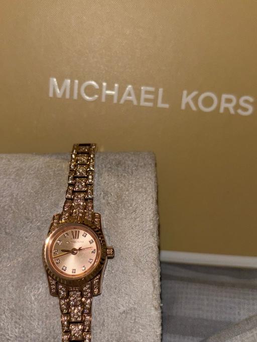 Buy & Sell Old Ford East London - Photos for Michael kors watch (ladies)