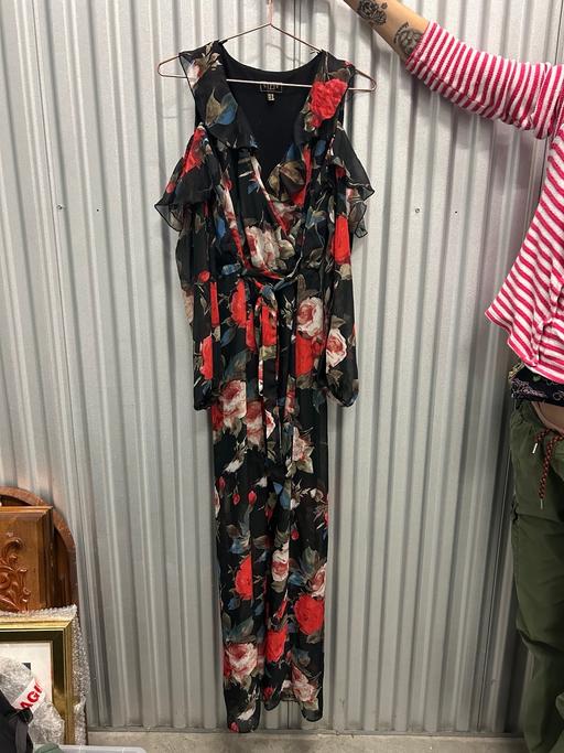 Buy & Sell Queen`s Park North West London - Photos for Lipsy maxi dress