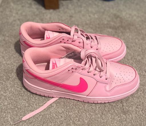 Buy & Sell Norbury South West London - Photos for Nike dunk lows ’triple pink’