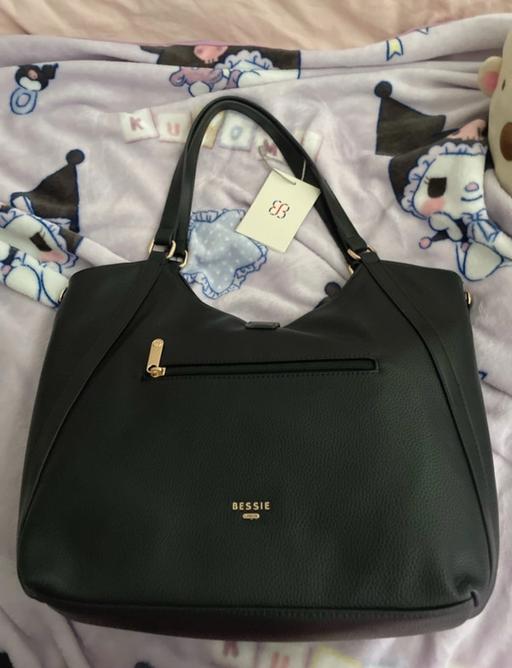 Buy & Sell Harpenden St. Albans - Photos for Bessie black handbag with gold hardware