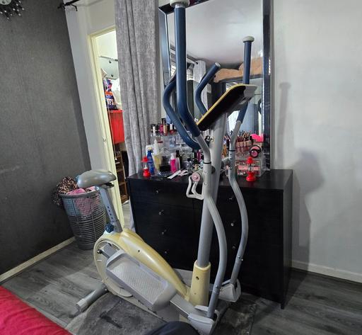Buy & Sell Great Horton Bradford - Photos for Cross trainner & bike Reebok 2 in 1