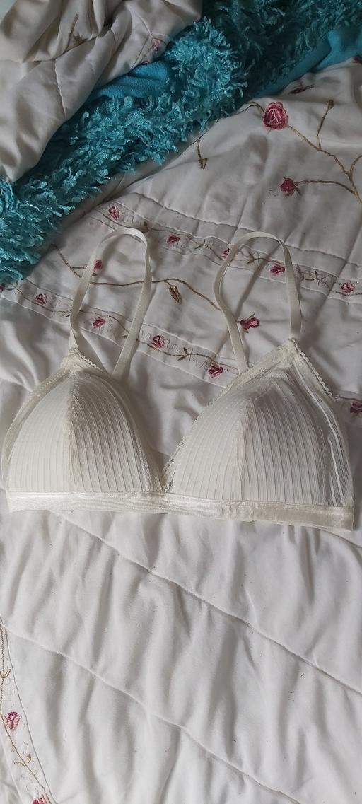 Buy & Sell Asfordby Hill Melton - Photos for 32A - XS- 6/8 Triangle bra