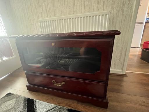 Buy & Sell Fallings Park Wolverhampton - Photos for TV Stand