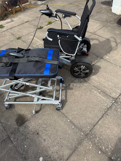Buy & Sell Ocker Hill Sandwell - Photos for Lightweight folding power wheelchair