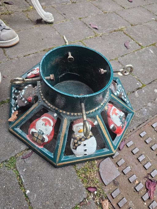 Buy & Sell Pensnett Dudley - Photos for CAST IRON HEAVY CHRISTMAS TREE BASE