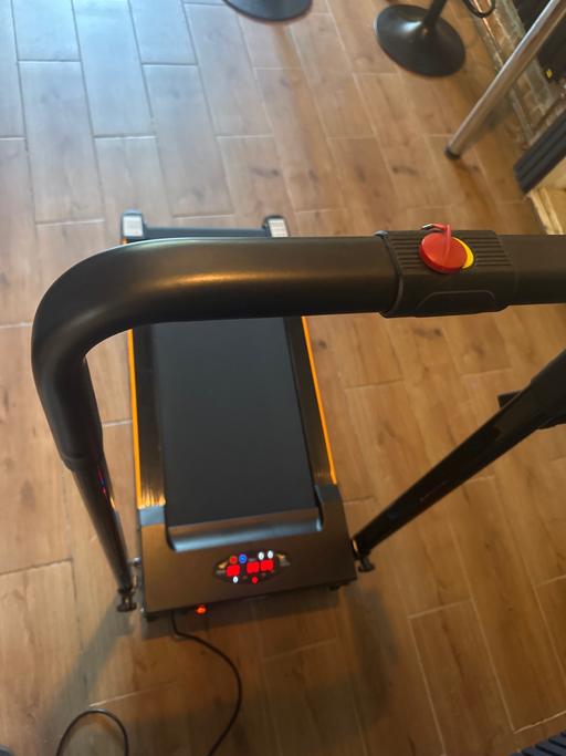 Buy & Sell Swan Village Sandwell - Photos for Walking pad with remote