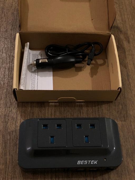 Vehicles Bromley East London - Photos for Plug to USB Car Power Inverter