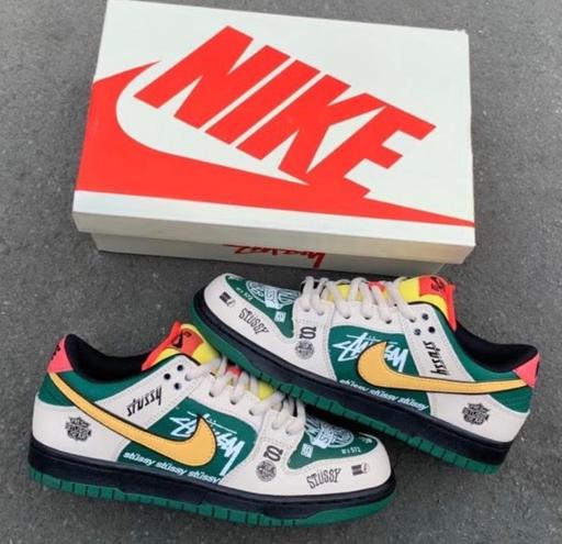 Buy & Sell Ash Vale Guildford - Photos for Nike x Stussy SB Dunk Unisex Trainers