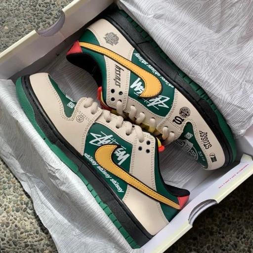 Buy & Sell Mytchett Surrey Heath - Photos for Nike x Stussy SB Dunk Unisex Trainers