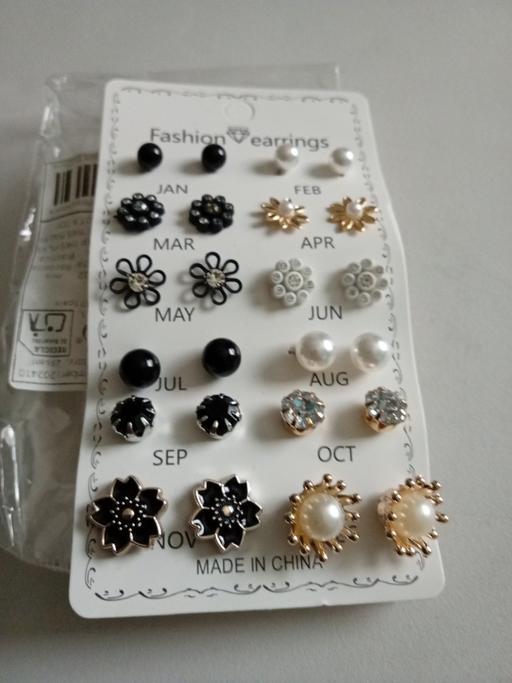 Buy & Sell Horncastle East Lindsey - Photos for new pack of fashion jewellery earrings