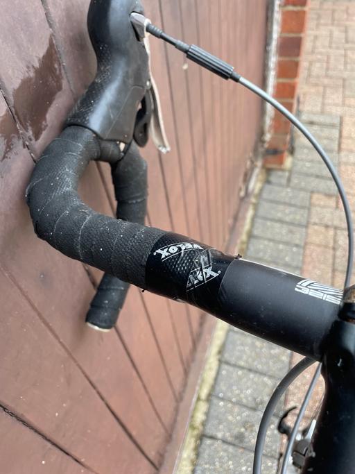 Buy & Sell Hatfield Welwyn Hatfield - Photos for B'TWIN Triban 5 White road bike
