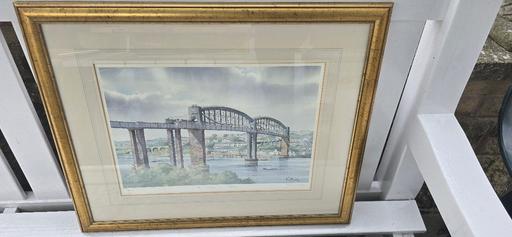 Buy & Sell Bushbury Wolverhampton - Photos for gold frame picture 🖼