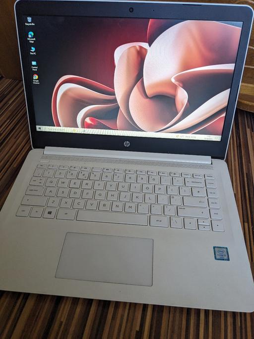 Buy & Sell Newton-Le-Willows Saint Helens - Photos for laptop HP Intel core 3