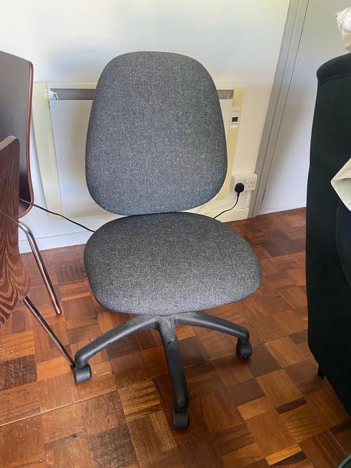 Buy & Sell Belsize Park North West London - Photos for Desk chair
