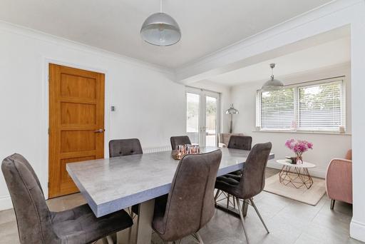 Buy & Sell Yarm Stockton-on-Tees - Photos for Dining table and chairs