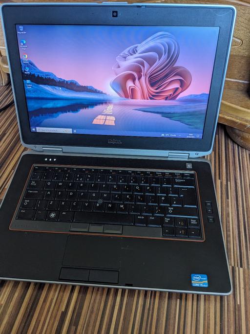 Buy & Sell Newton-Le-Willows Saint Helens - Photos for laptop Dell Intel core i5
