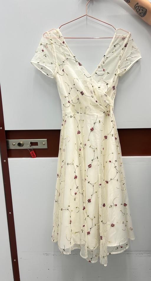 Buy & Sell Queen`s Park North West London - Photos for White tule dress
