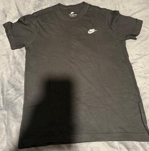 Buy & Sell Morley Leeds - Photos for Nike T Shirt (UK Mens Size Medium)