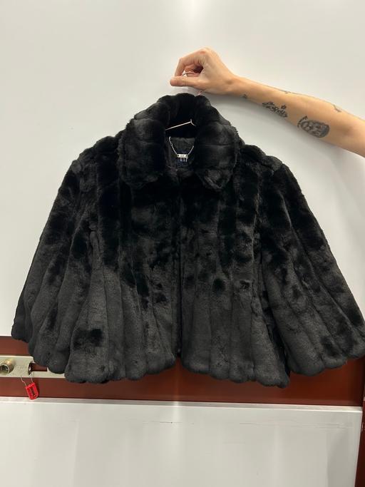 Buy & Sell Queen`s Park North West London - Photos for Gap bolero jacket