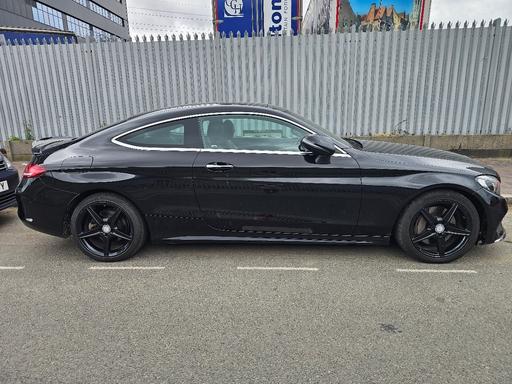 Vehicles Barking Barking and Dagenham - Photos for Mercedes-Benz C250 d