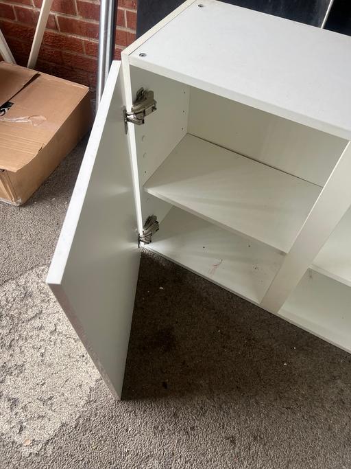 Buy & Sell Knenhall Stafford - Photos for White gloss kitchen cupboard