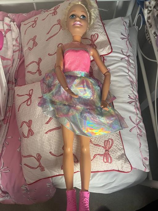 Buy & Sell Ocker Hill Sandwell - Photos for Barbie doll