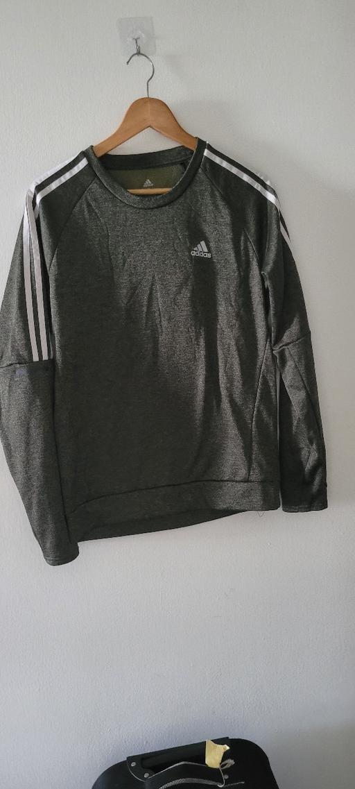 Buy & Sell Raynes Park South West London - Photos for Adidas Running Top