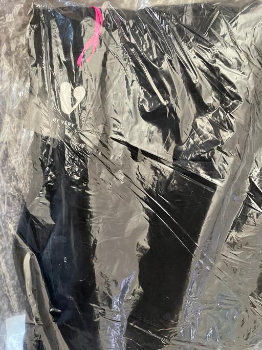 Buy & Sell Western Docks Southampton - Photos for Very ripped knee side zip black jeans size 20