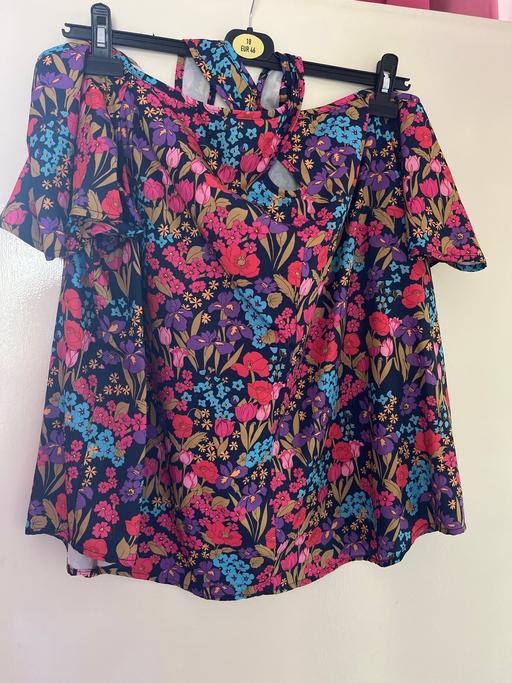Buy & Sell Holborn Central London - Photos for Blouse