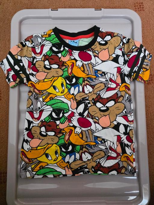 Buy & Sell Blackpool Town Centre Blackpool - Photos for Looney tunes t shirt age 4-5 yrs NEW