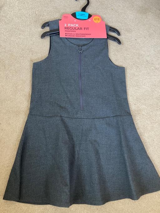 Buy & Sell Cradley Heath Sandwell - Photos for BNIP M&S SCHOOL PINAFORE 5-6 Yrs
