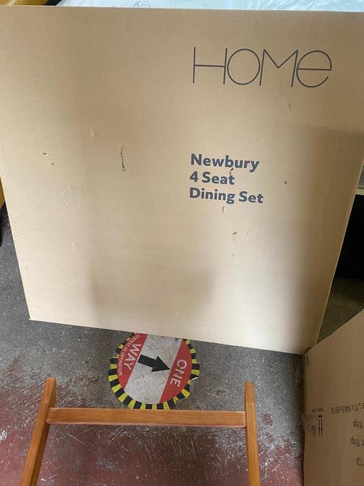 Buy & Sell Coventry City Centre Coventry - Photos for Wooden table with 4 chairs Patio Set