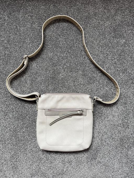Buy & Sell Whiston Rotherham - Photos for David Jones cross body cream bag