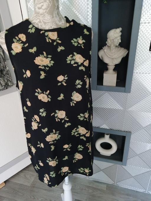 Buy & Sell Wednesfield Wolverhampton - Photos for ladies size *16*