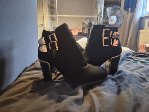Buy & Sell Netherton Dudley - Photos for black ankle boots