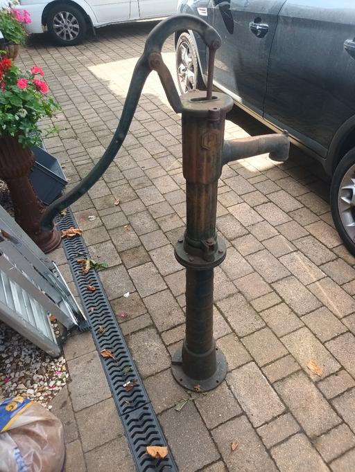Buy & Sell Hill Top Sandwell - Photos for vintage water pump with stand