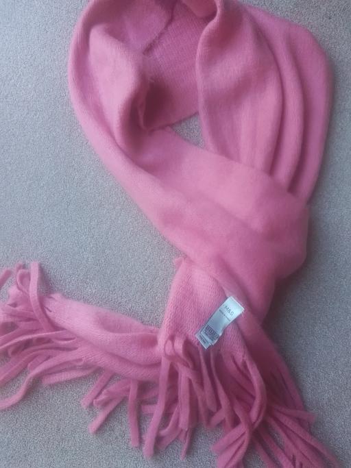 Buy & Sell Streetly Walsall - Photos for M/S PINK SCARF