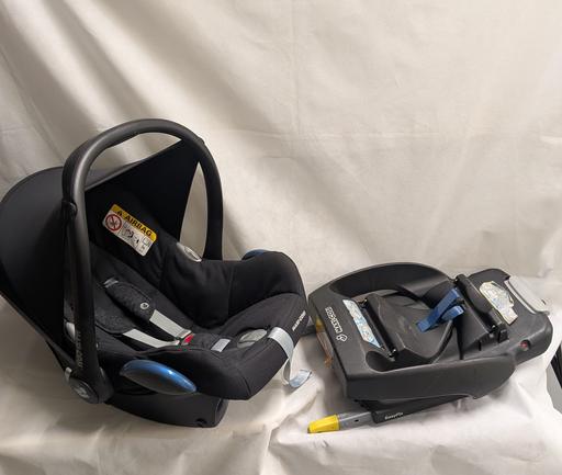Buy & Sell Netherton Dudley - Photos for Maxi Cosi car set & isofix base