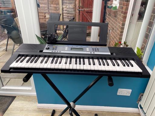 Buy & Sell Clanfield East Hampshire - Photos for Yamaha keyboard
