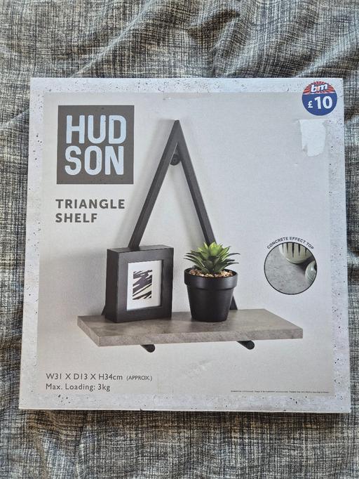 Buy & Sell Willenhall Walsall - Photos for triangle wall storage shelf