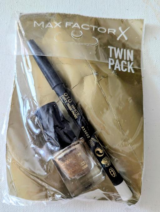 Buy & Sell Georgetown Blaenau Gwent - Photos for Max factor twin pack of 010 white pencil and