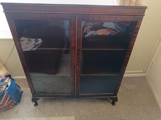 Buy & Sell Shortlands Bromley - Photos for antique 3 shelf display cabinet