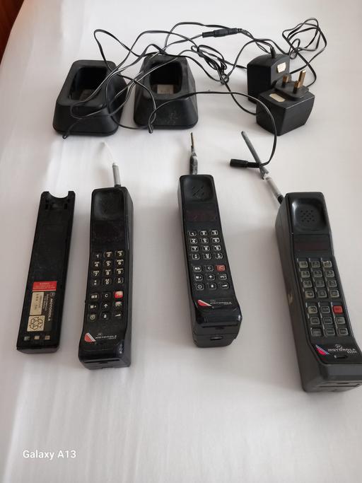 Buy & Sell Walthamstow East London - Photos for 1980s anologue motorola mobile phones bundle