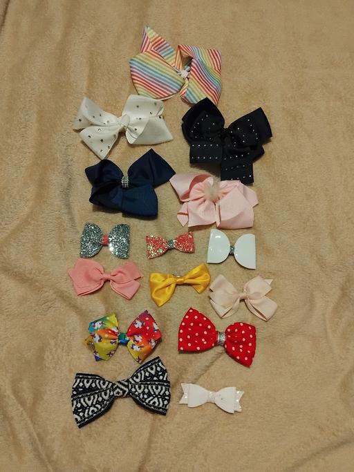 Buy & Sell Stow Heath Wolverhampton - Photos for 15 Hair Bows.