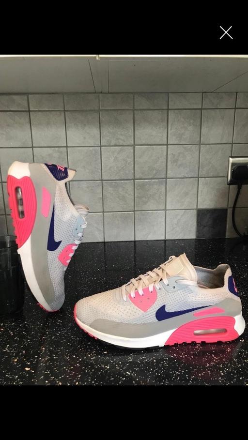 Buy & Sell Heaton Mersey Stockport - Photos for Nike Trainers Size 7.5 Free delivery Good Con