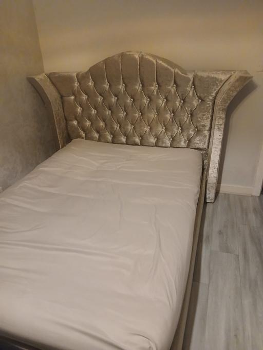 Buy & Sell Heywood Rochdale - Photos for gold diamanté double bed